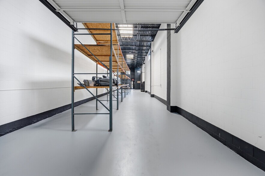 More Photos Of 173 Amboy Rd, Morganville Land For Lease