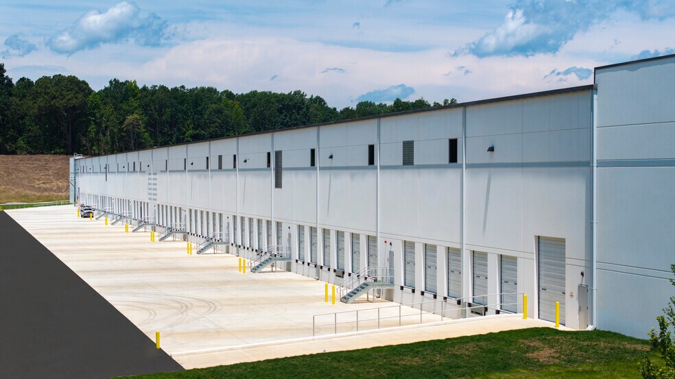More Photos Of 540 Canterbury Rd, Kings Mountain Manufacturing For Lease