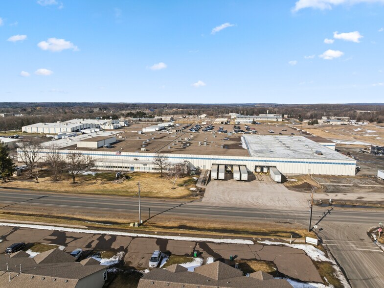 More Photos Of 805 Seminole Ave, Osceola Warehouse For Sale