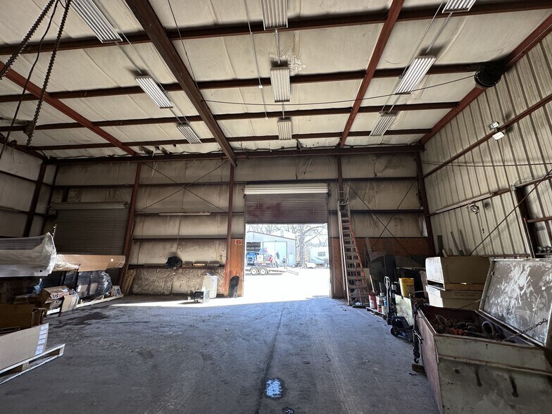More Photos Of 3827 N Arkansas St, Rogers Warehouse For Sale