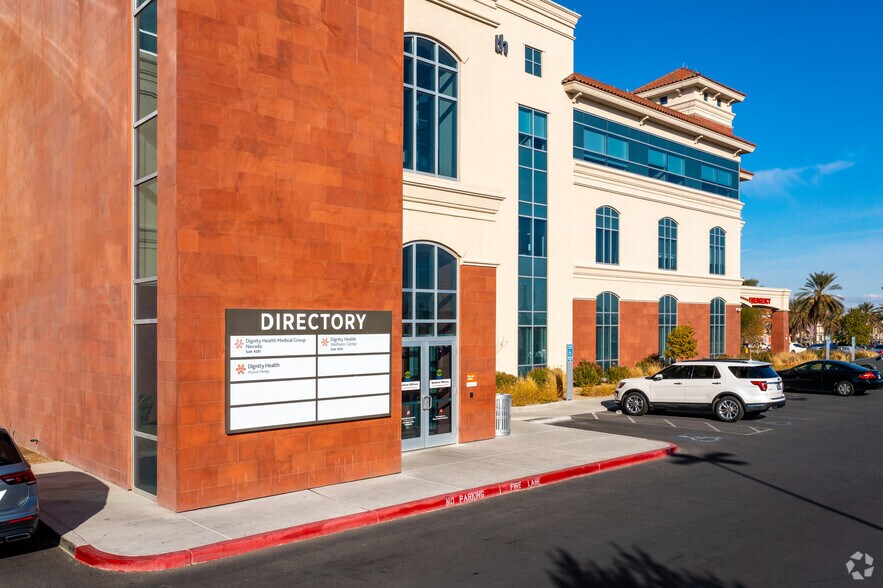More Photos Of 1550 W Craig Rd, North Las Vegas Hospital For Lease