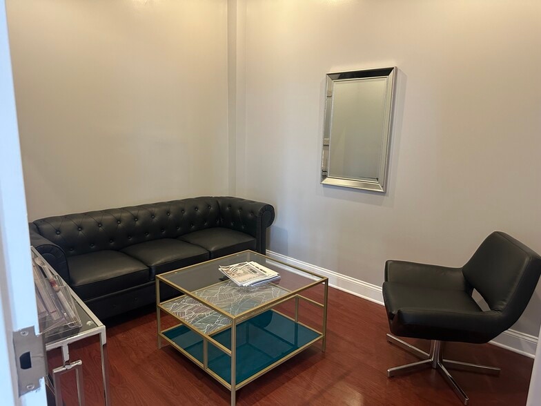 More Photos Of 125 N Dean St, Englewood Office For Lease