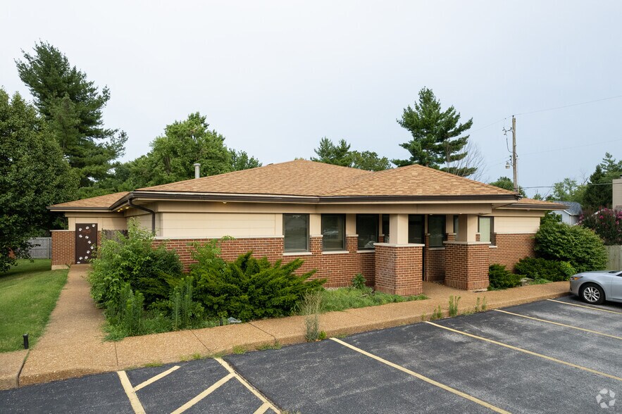 Primary Photo Of 5712 Telegraph Rd, Saint Louis Office For Sale
