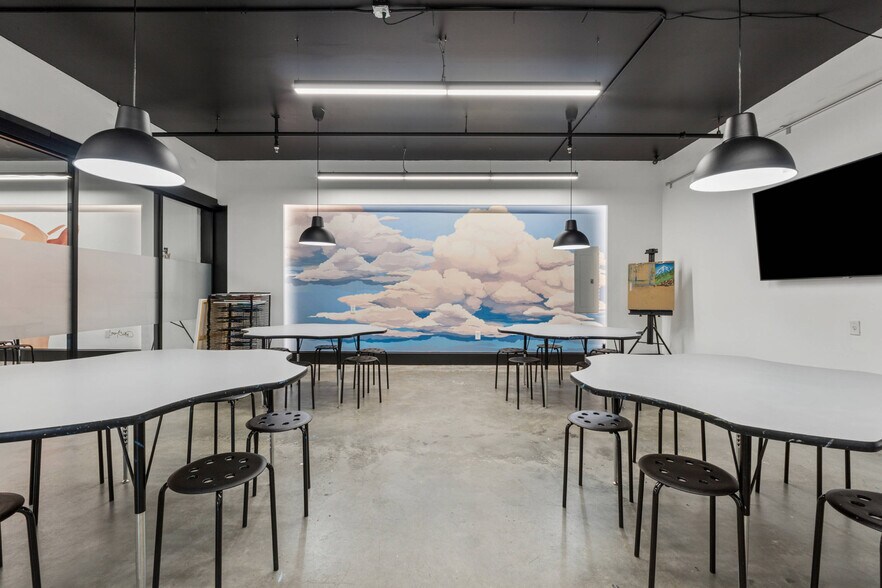 More Photos Of 11775 Northfall Ln, Alpharetta Office Residential For Sale