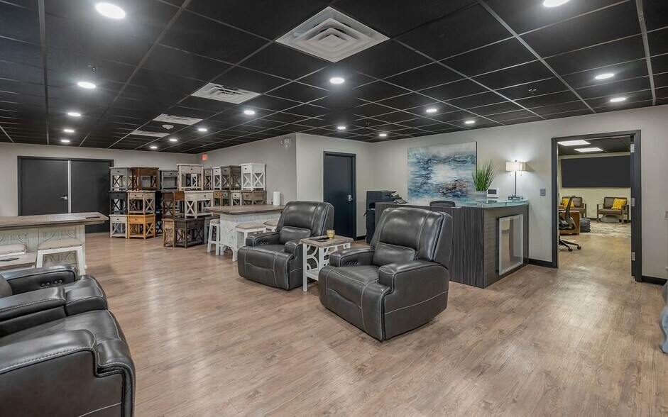More Photos Of 7330 Julie Francis Dr, Shreveport Warehouse For Lease