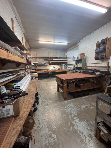 More Photos Of 1306 Broadway, Albany Manufacturing For Sale
