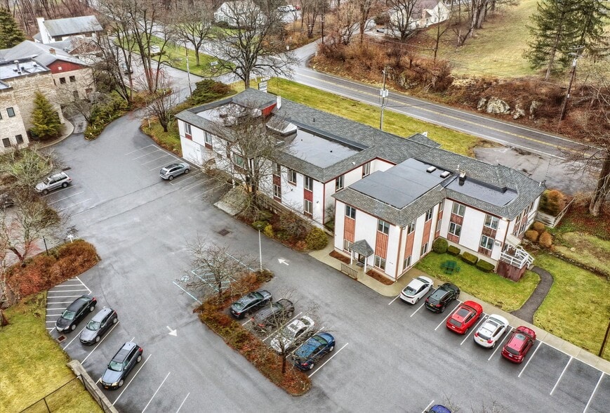 More Photos Of 515-527 Route 22, Pawling Loft Creative Space For Sale