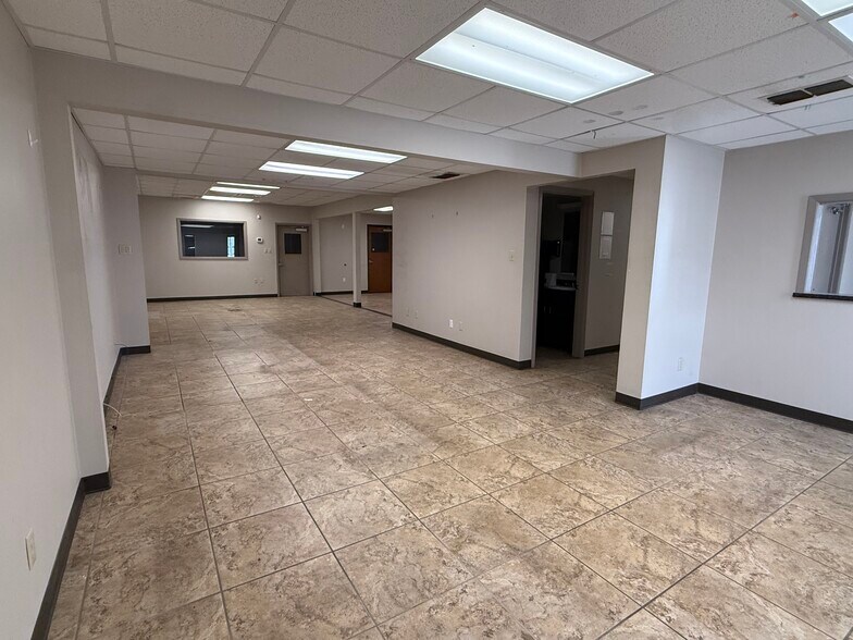 More Photos Of 218 Centaurus Dr, Corpus Christi Warehouse For Lease