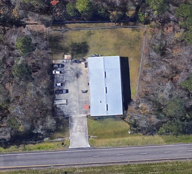 More Photos Of 8825 Eastex Fwy, Beaumont Warehouse For Lease