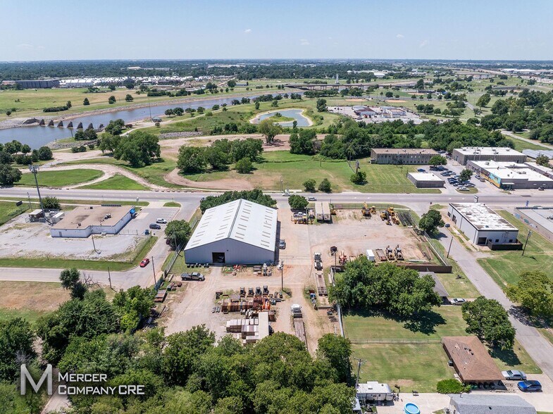 More Photos Of 1412 S Walker Ave, Oklahoma City Warehouse For Sale