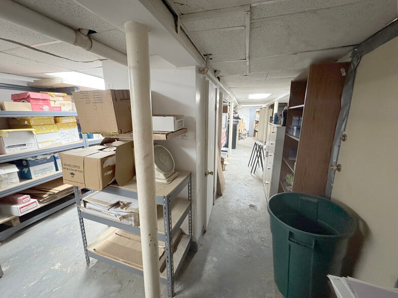 More Photos Of 6308 Bay Pky, Brooklyn Flex For Sale