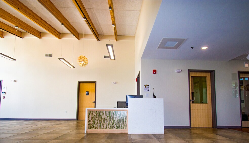 More Photos Of 6455 E 106th St N, Sperry Office For Lease
