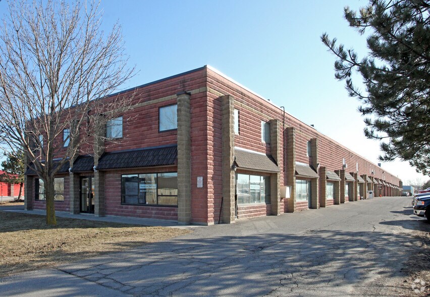 More Photos Of 71 Mearns Crt, Clarington Showroom For Lease