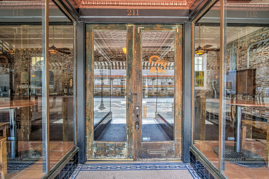 More Photos Of 215 10th St, Augusta Storefront Retail Residential For Sale