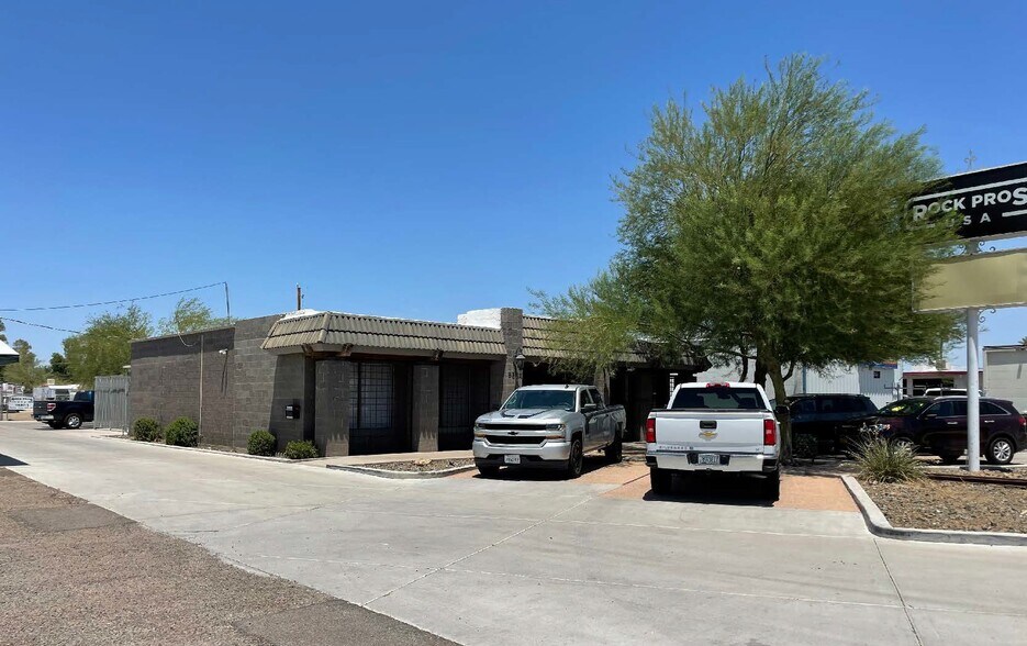 More Photos Of 5332 E Main St, Mesa Office For Sale