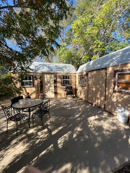 More Photos Of 1804 E College Blvd, Roswell General Retail For Sale