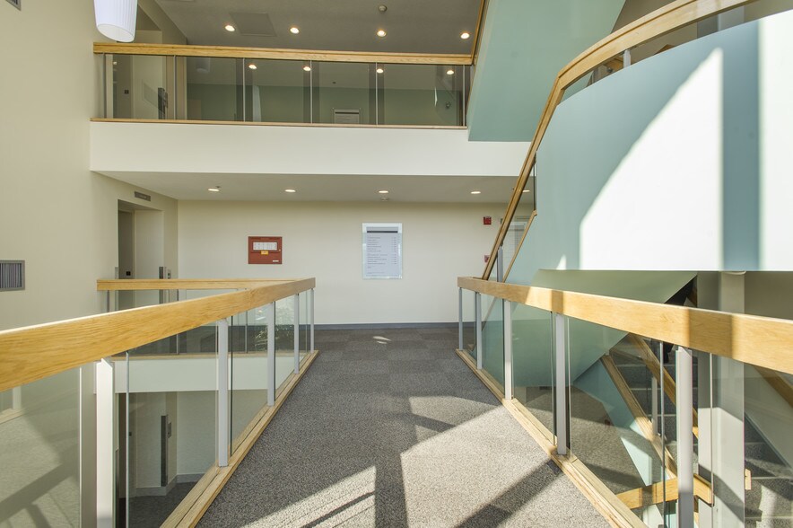More Photos Of 175 Highland Ave, Needham Office For Lease