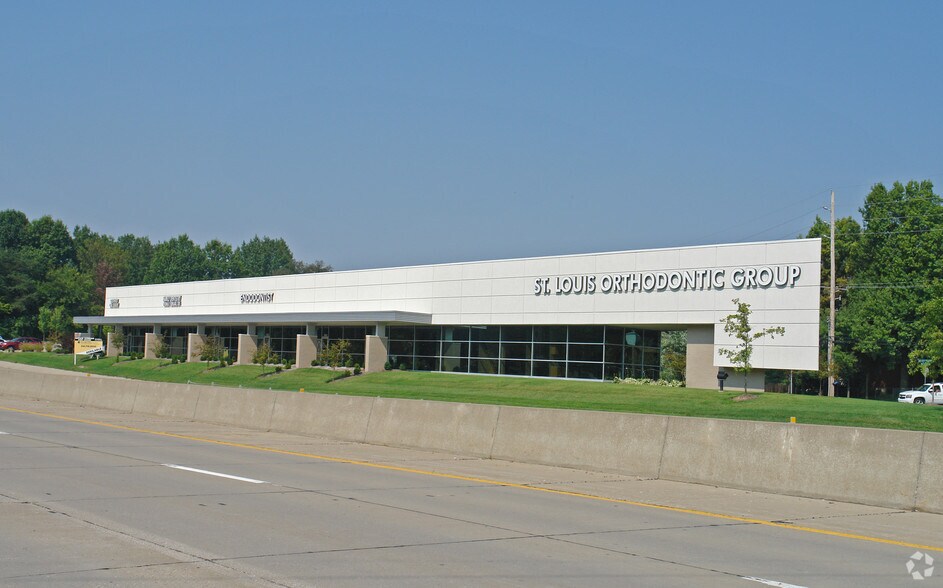 More Photos Of 1560-1588 Smizer Station Rd, Fenton Medical For Lease
