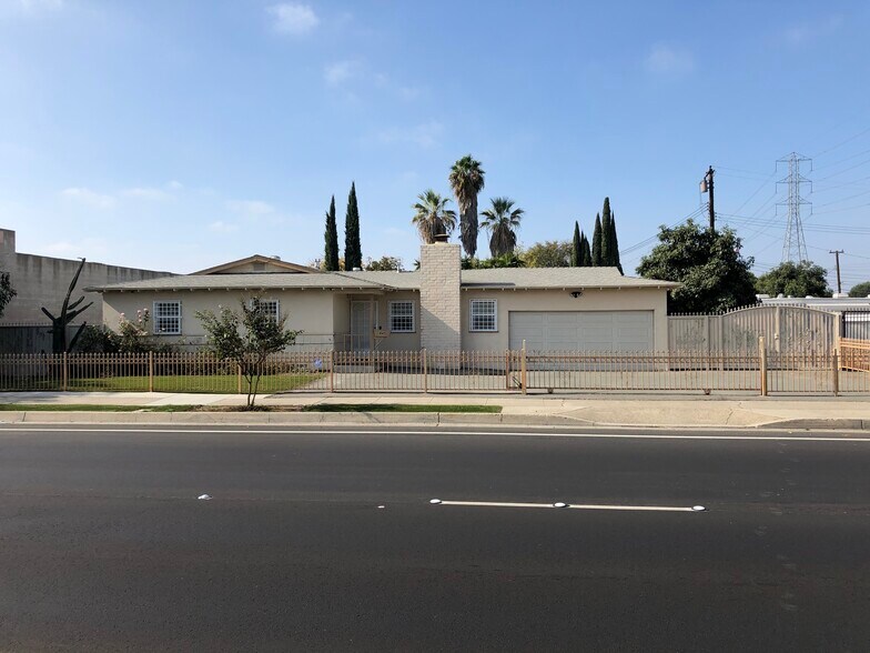 Primary Photo Of 1645 S Euclid St, Anaheim Light Distribution For Sale