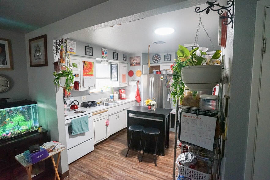 More Photos Of 871 Vermont Ave, Turlock Apartments For Sale