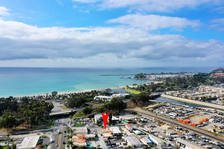 More Photos Of 25825 Las Vegas Ave, Dana Point Parking Garage For Sale