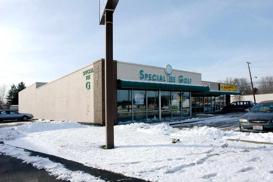 Primary Photo Of 5500 Youngstown Warren Rd, Niles General Retail For Lease