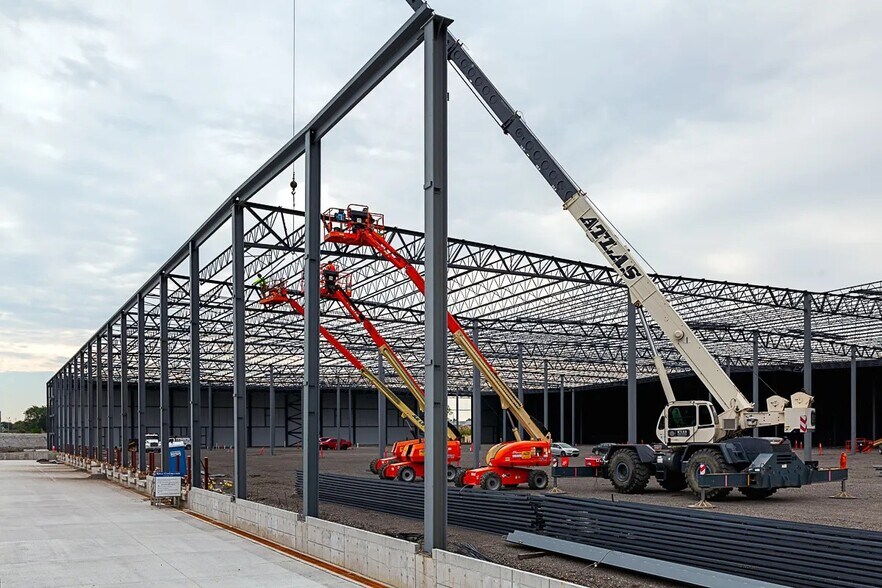 More Photos Of 24 Marble St, Hammond Warehouse For Lease