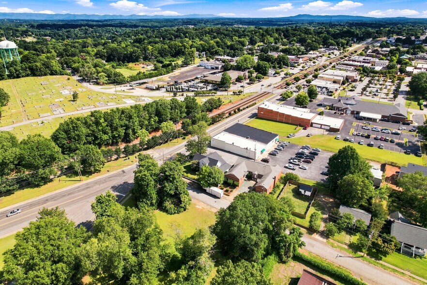 More Photos Of 339 W Main St, Easley Office For Sale