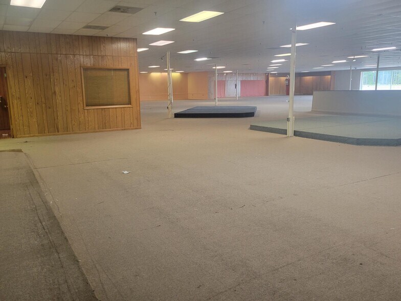 More Photos Of 25131 Charles M Lankford Jr Memorial Hwy, Onley Flex For Sale