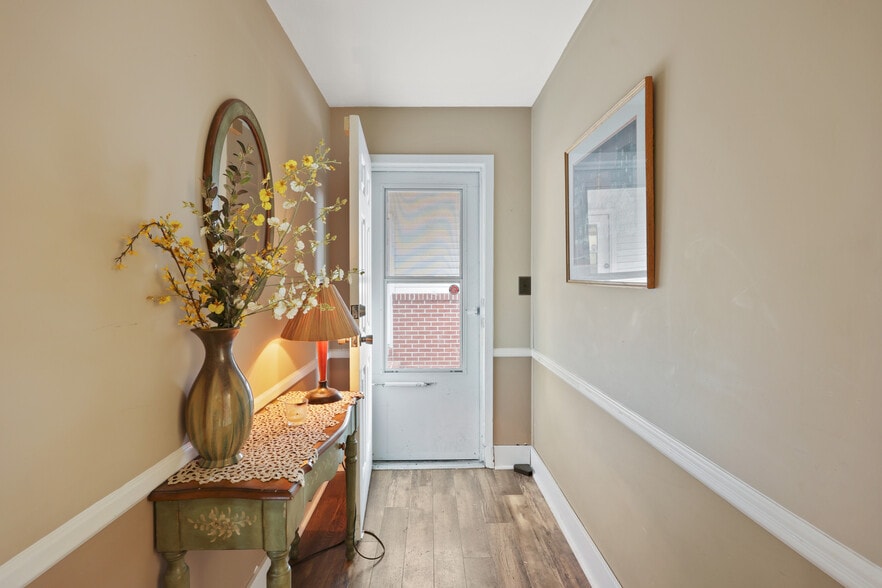 More Photos Of 3904 E Joppa Rd, Nottingham Flex For Sale