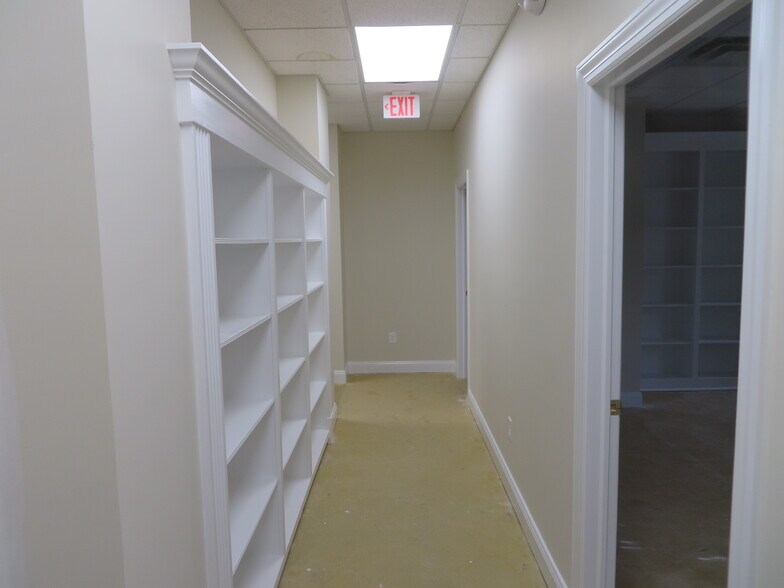 More Photos Of 63-A Mountain Blvd., Warren Medical For Lease