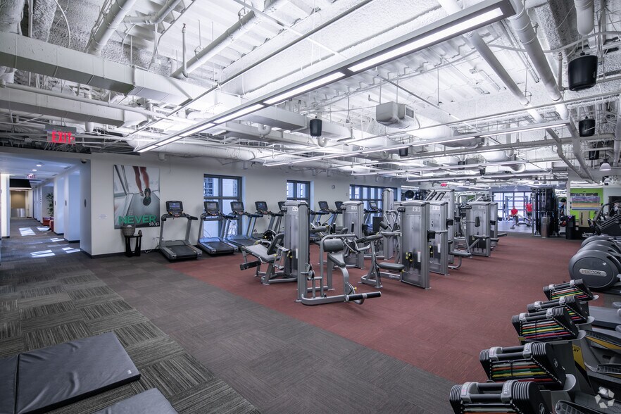 More Photos Of 191 Peachtree St NE, Atlanta Office For Lease