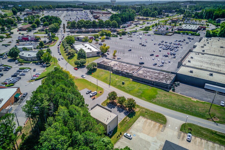 More Photos Of 3625 Hutchinson Rd, Cumming Office For Lease