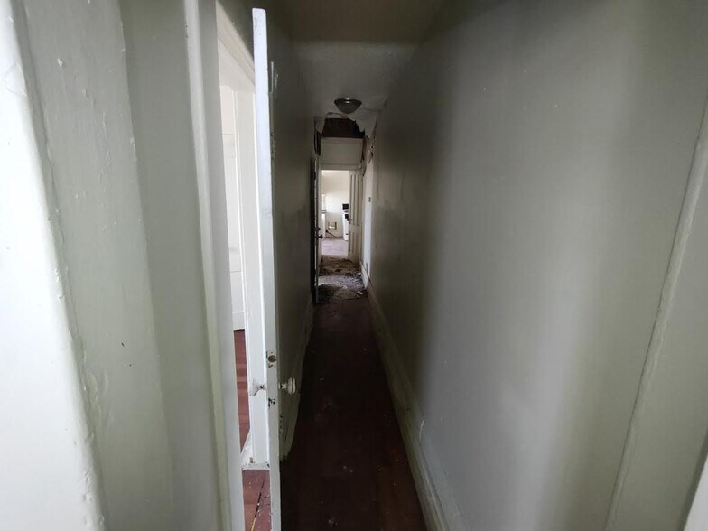 More Photos Of 1310 Bleecker St, Utica Apartments For Sale