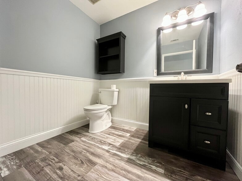 More Photos Of 3969 Sierra Ave, Norco Medical For Sale