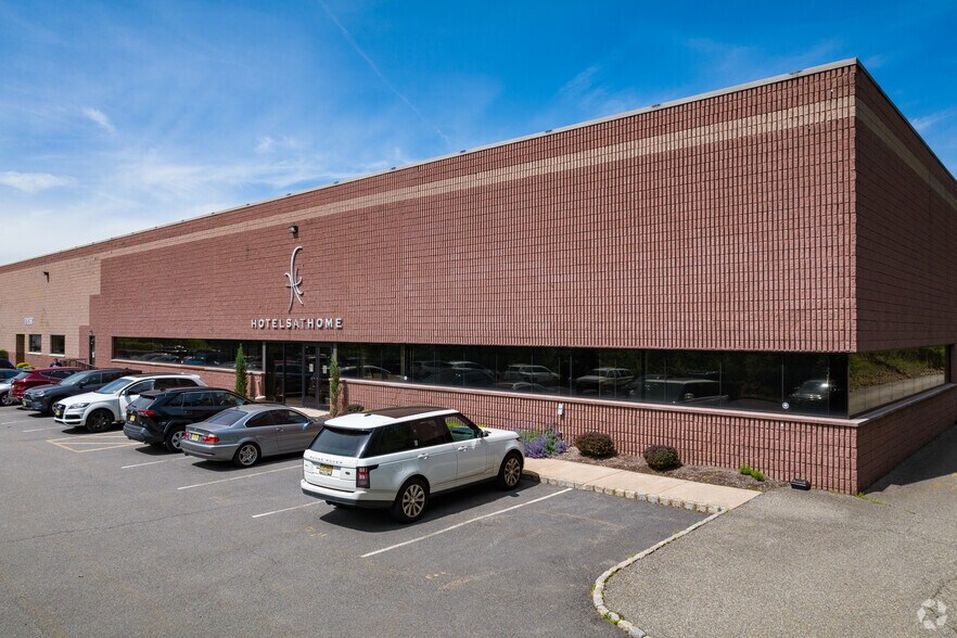 More Photos Of 208 Passaic Ave, Fairfield Industrial For Sale