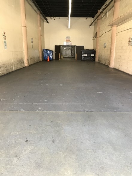 More Photos Of 840 Santee St, Los Angeles Warehouse For Lease