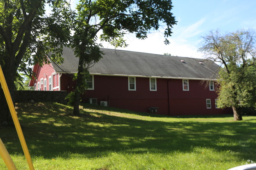 Primary Photo Of 23 Taylortown Rd, Montville Warehouse For Sale