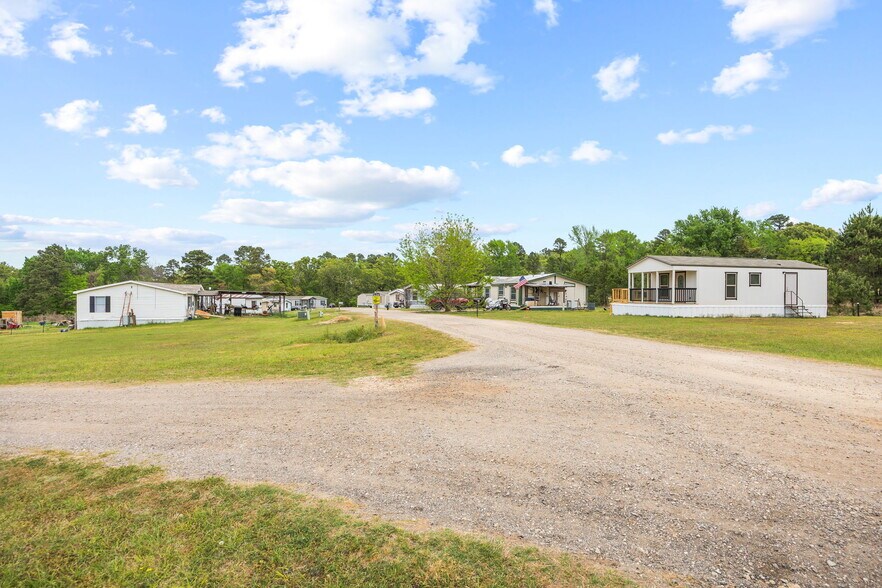 More Photos Of 120 Liberty Ln, Mount Vernon Manufactured Housing Mobile Home Park For Sale
