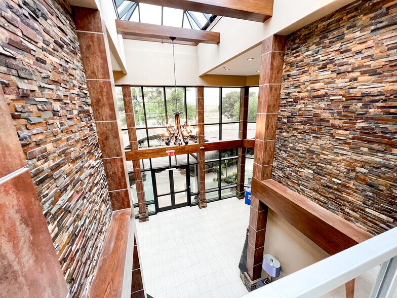 More Photos Of 3510 N A St, Midland Office For Lease