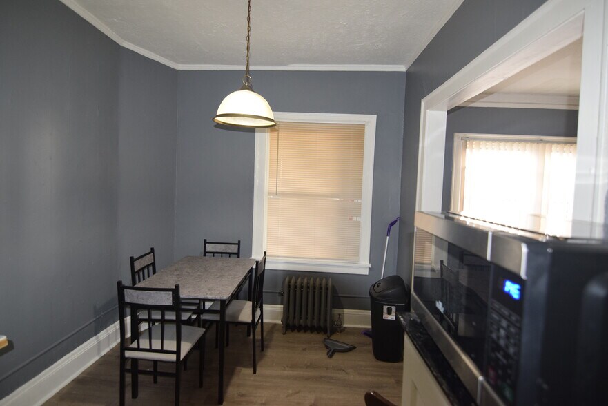 More Photos Of 14626 Lake Shore Blvd, Cleveland Apartments For Sale