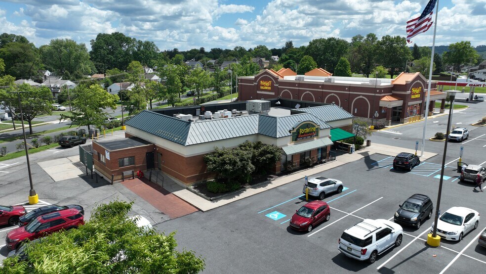 More Photos Of 1015 Club Ave, Bethlehem Unknown For Lease