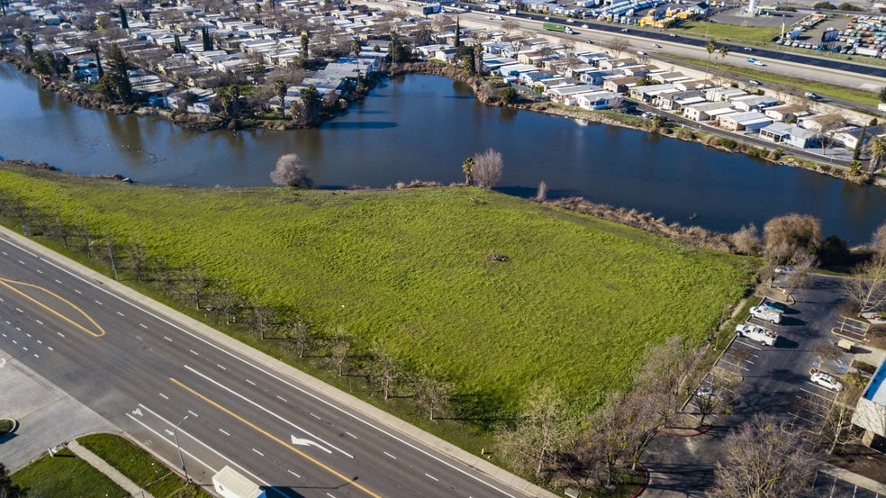 More Photos Of 3760 Industrial Blvd, West Sacramento Land For Sale