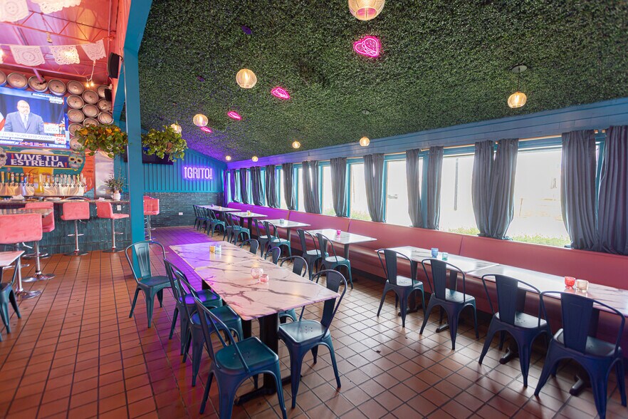 More Photos Of 109 S US Highway 77 Byp, Kingsville Restaurant For Sale