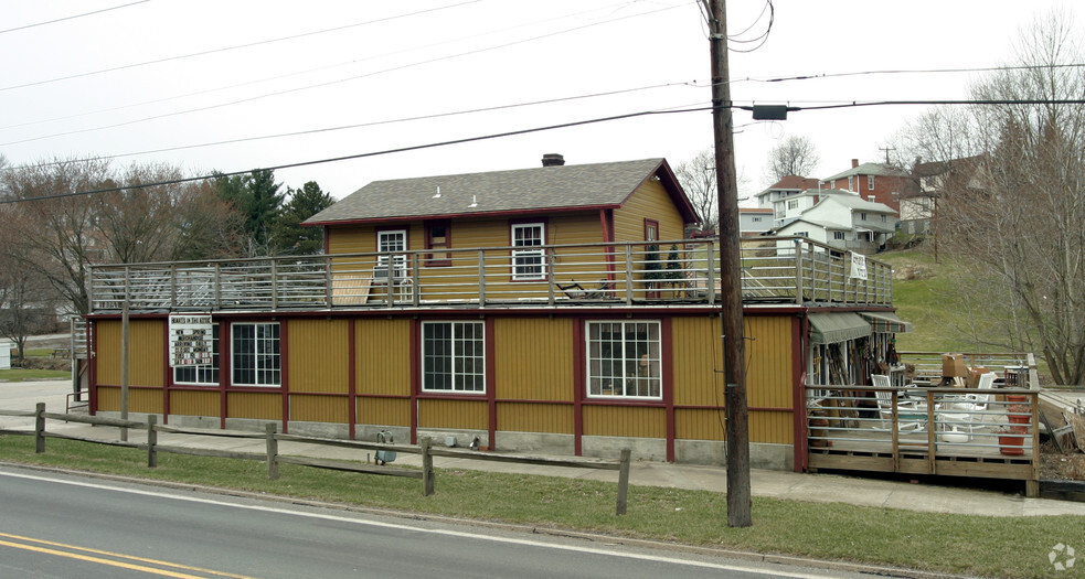 Primary Photo Of 74 Oak Spring Rd, Washington Freestanding For Sale