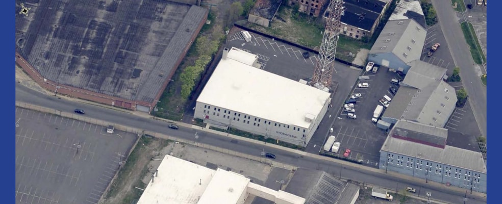 More Photos Of 558 W Ingham Ave, Ewing Township Self Storage For Sale