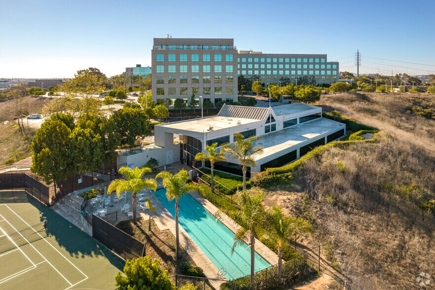 More Photos Of 10188 Telesis Ct, San Diego Unknown For Lease