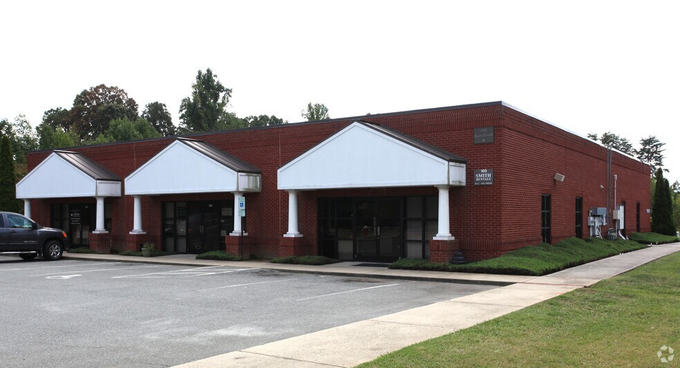 More Photos Of 508 Holly Hill Ln, Burlington Office Residential For Lease