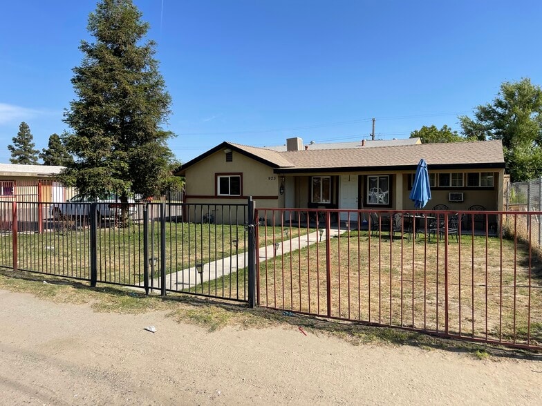 More Photos Of 919-923 Ming St, Bakersfield Warehouse For Sale