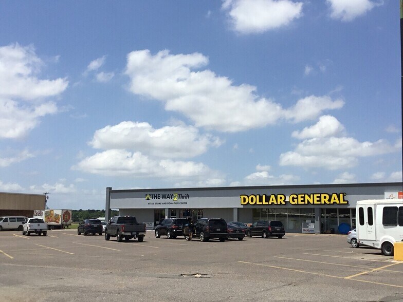 More Photos Of 2040-2302 W Laurel Ave, Eunice General Retail For Lease